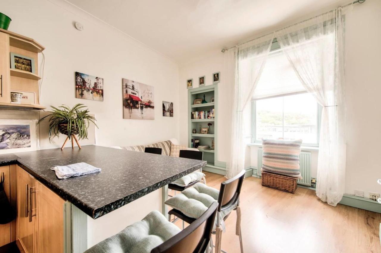 Guestready - Cosy Home 5 Minutes From Waverley! Edinburgh Kültér fotó