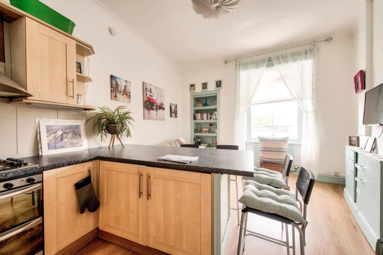 Guestready - Cosy Home 5 Minutes From Waverley! Edinburgh Kültér fotó