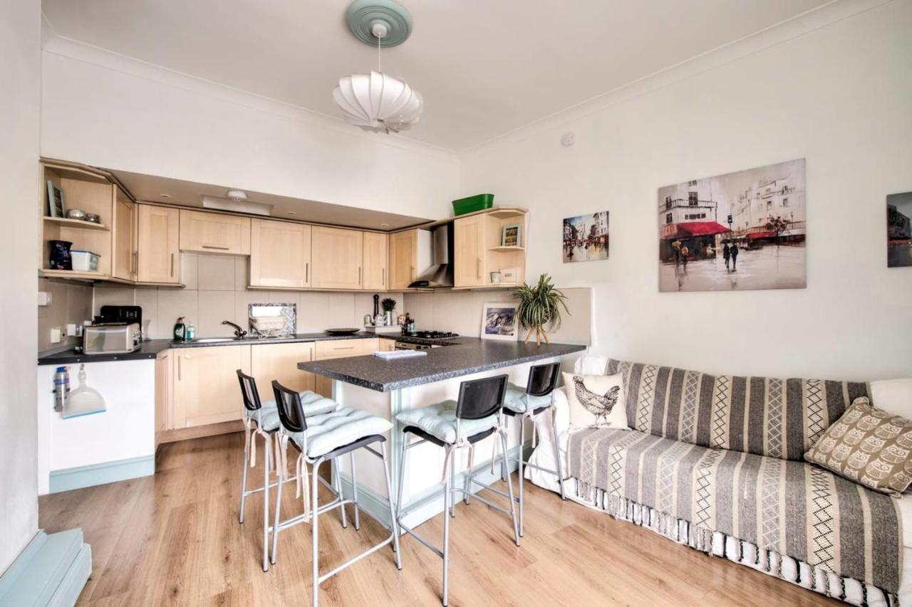 Guestready - Cosy Home 5 Minutes From Waverley! Edinburgh Kültér fotó