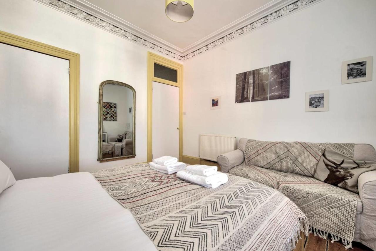 Guestready - Cosy Home 5 Minutes From Waverley! Edinburgh Kültér fotó