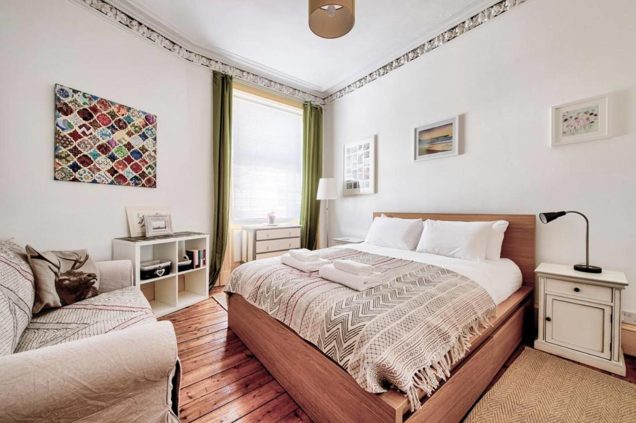 Guestready - Cosy Home 5 Minutes From Waverley! Edinburgh Kültér fotó